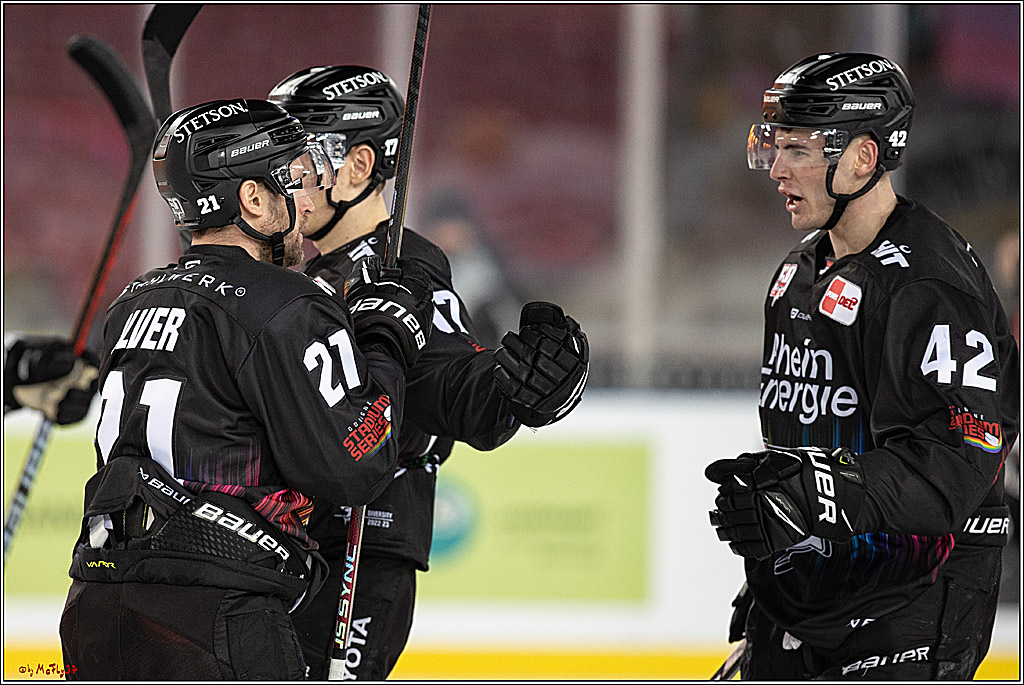 PENNY DEL;  Kölner Haie - Fischtown Pinguins; Köln, 22.12.2022